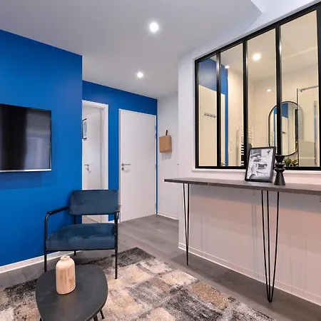 Les Du Centre Historique Apartment