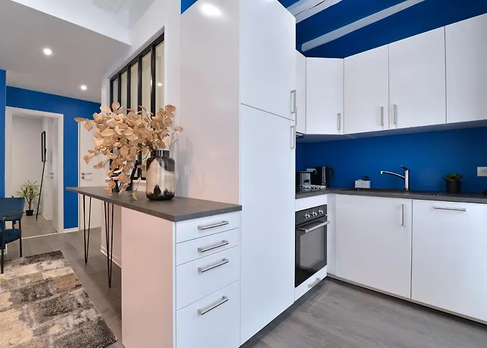 Les Du Centre Historique Daire *